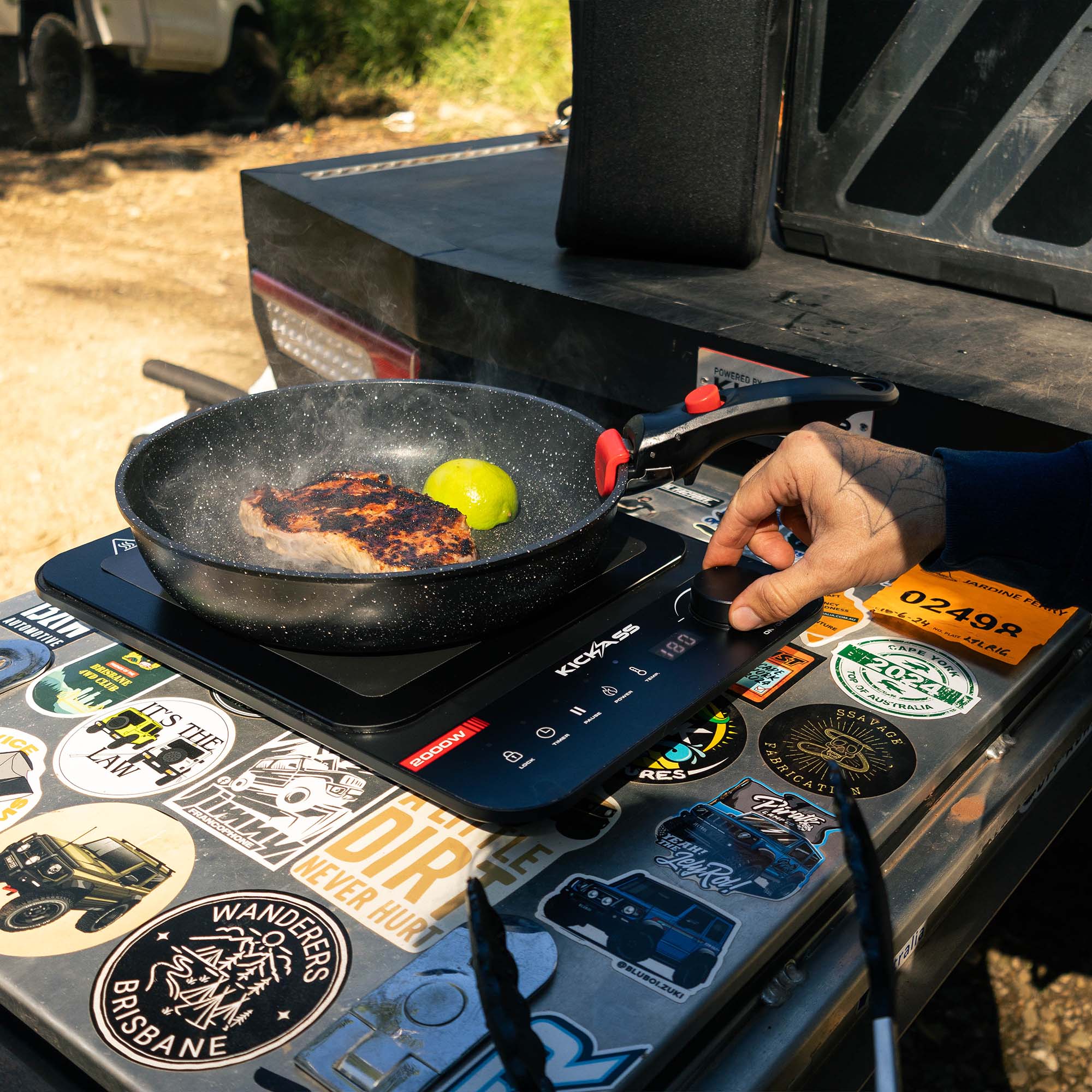 KickAss Portable 2000W Single Zone Induction with 10 Power Levels - Image 3