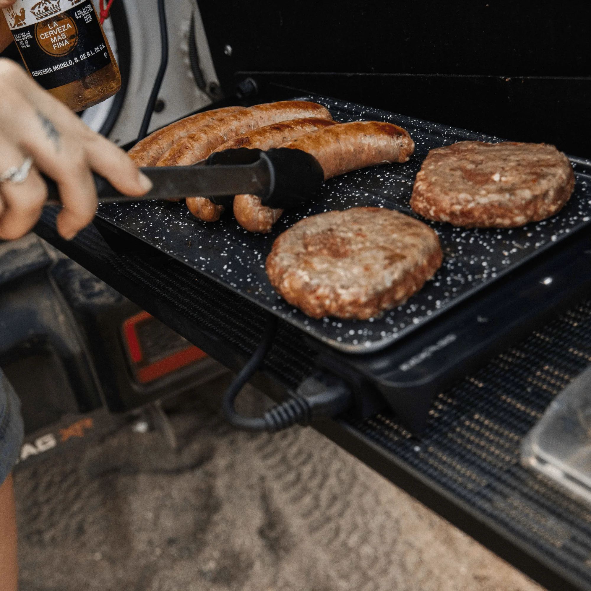 KickAss Quickfire Portable 600W Electric BBQ For Camping - Image 10